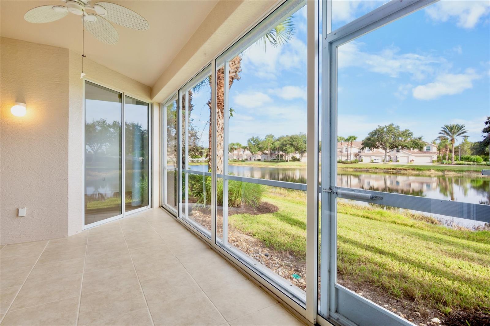 ARIELLE ON PALMER RANCH - Residential