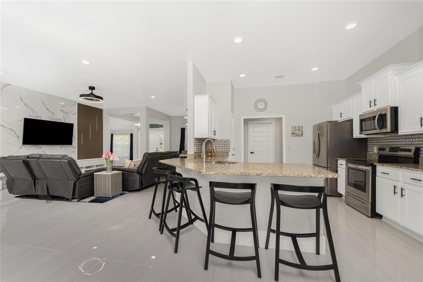 PORT CHARLOTTE SEC 013 - Residential Lease