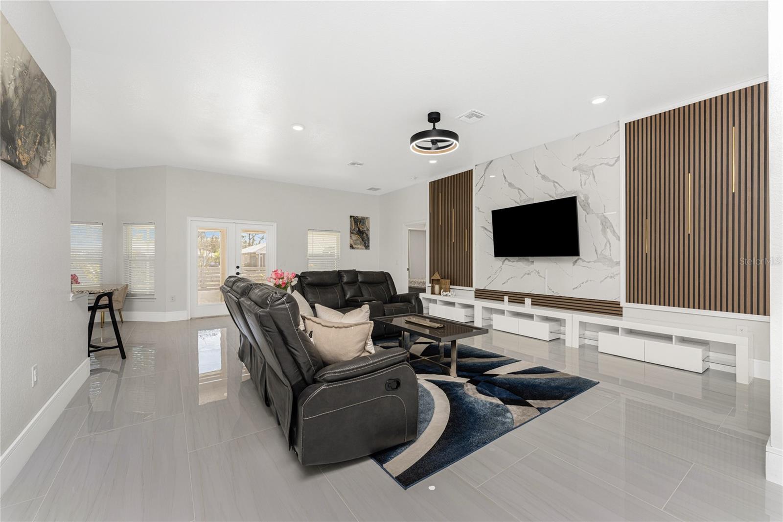 PORT CHARLOTTE SEC 013 - Residential Lease