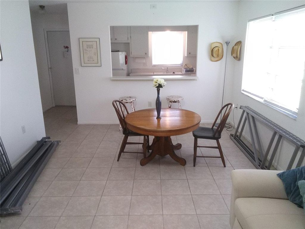 Photo of 390 301 Boulevard W #8D, Bradenton, FL 34205 (MLS # TB8404442)