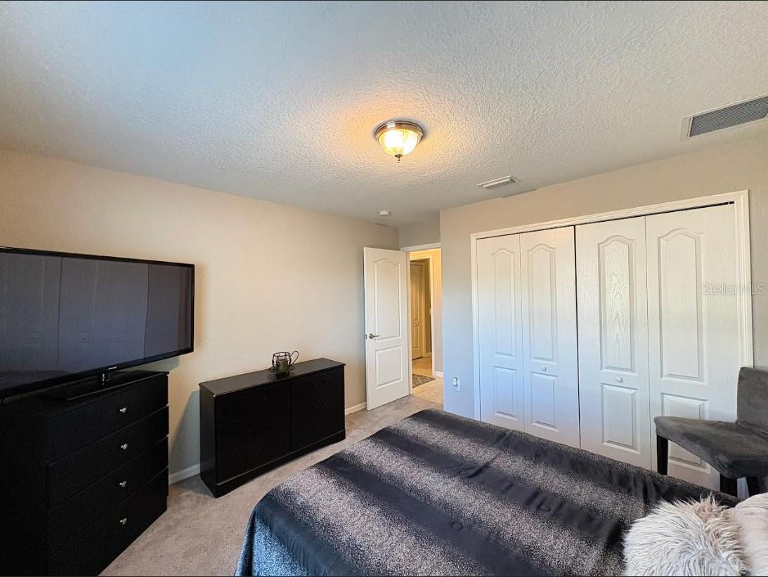 ROYAL HIGHLANDS - Residential