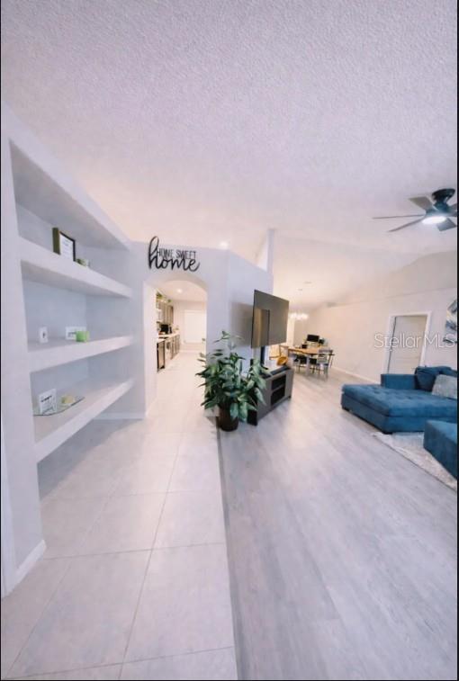 ROYAL HIGHLANDS - Residential