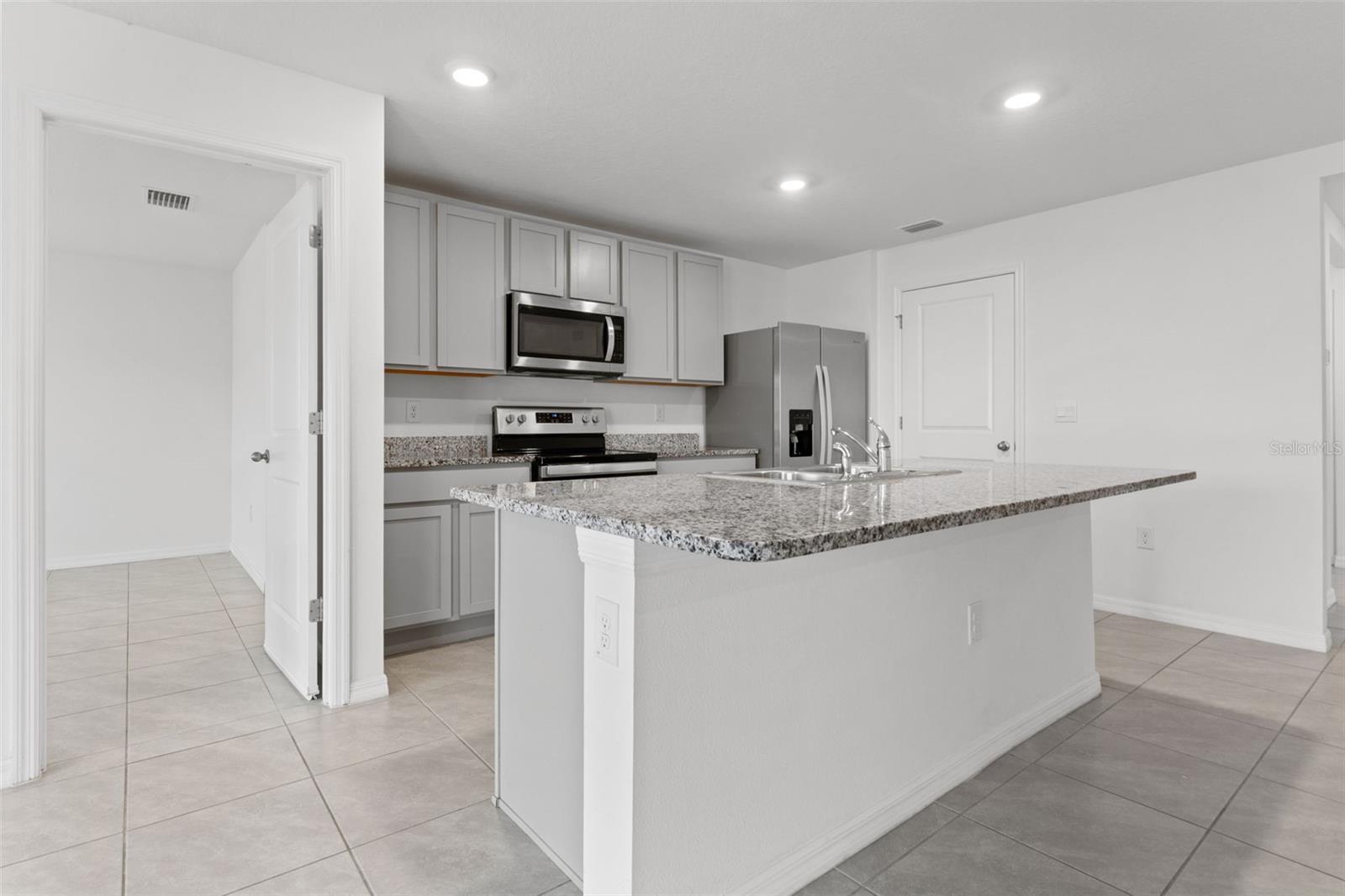 WATERFORD PHASE 1 - Residential