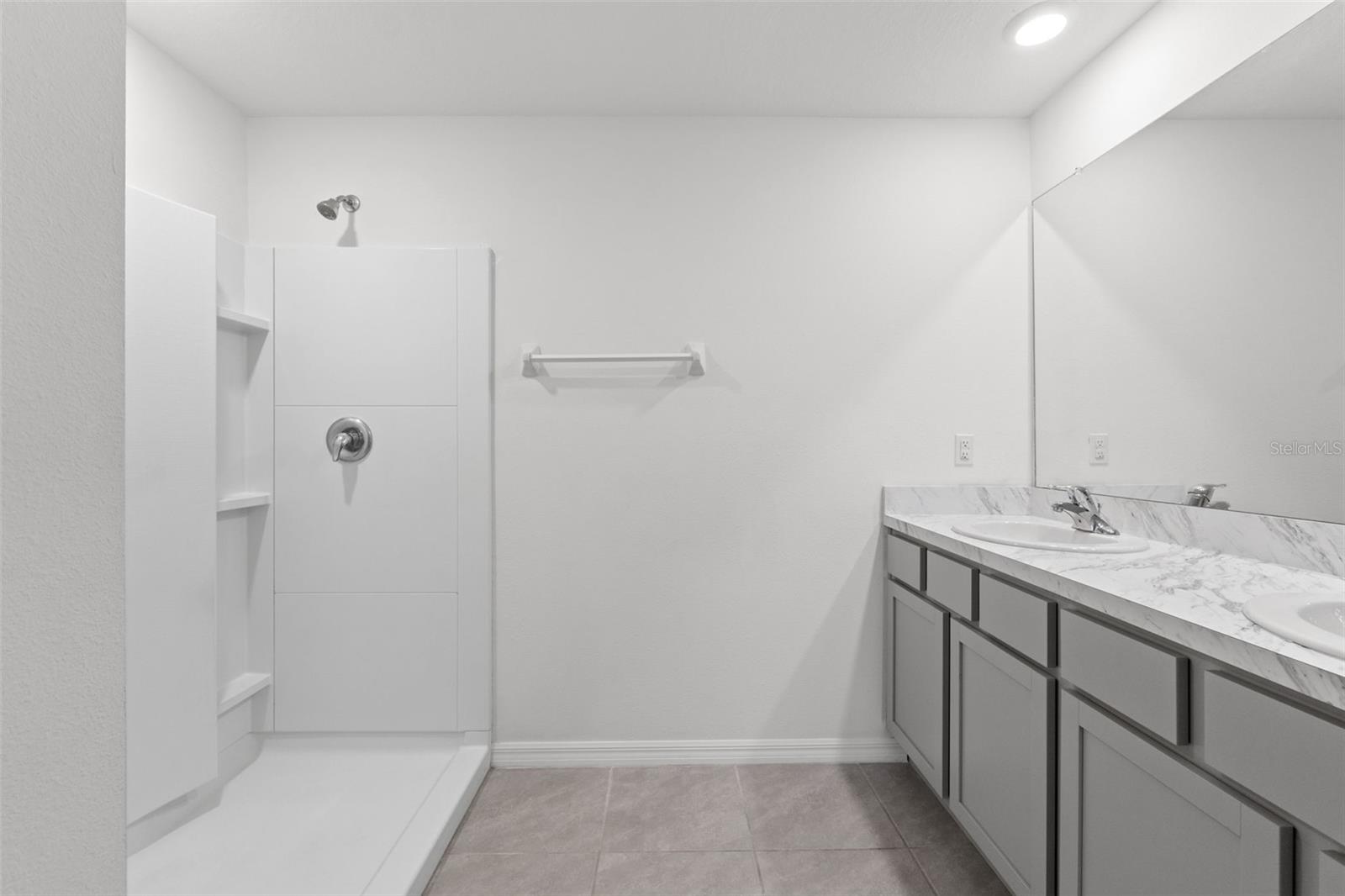 WATERFORD PHASE 1 - Residential