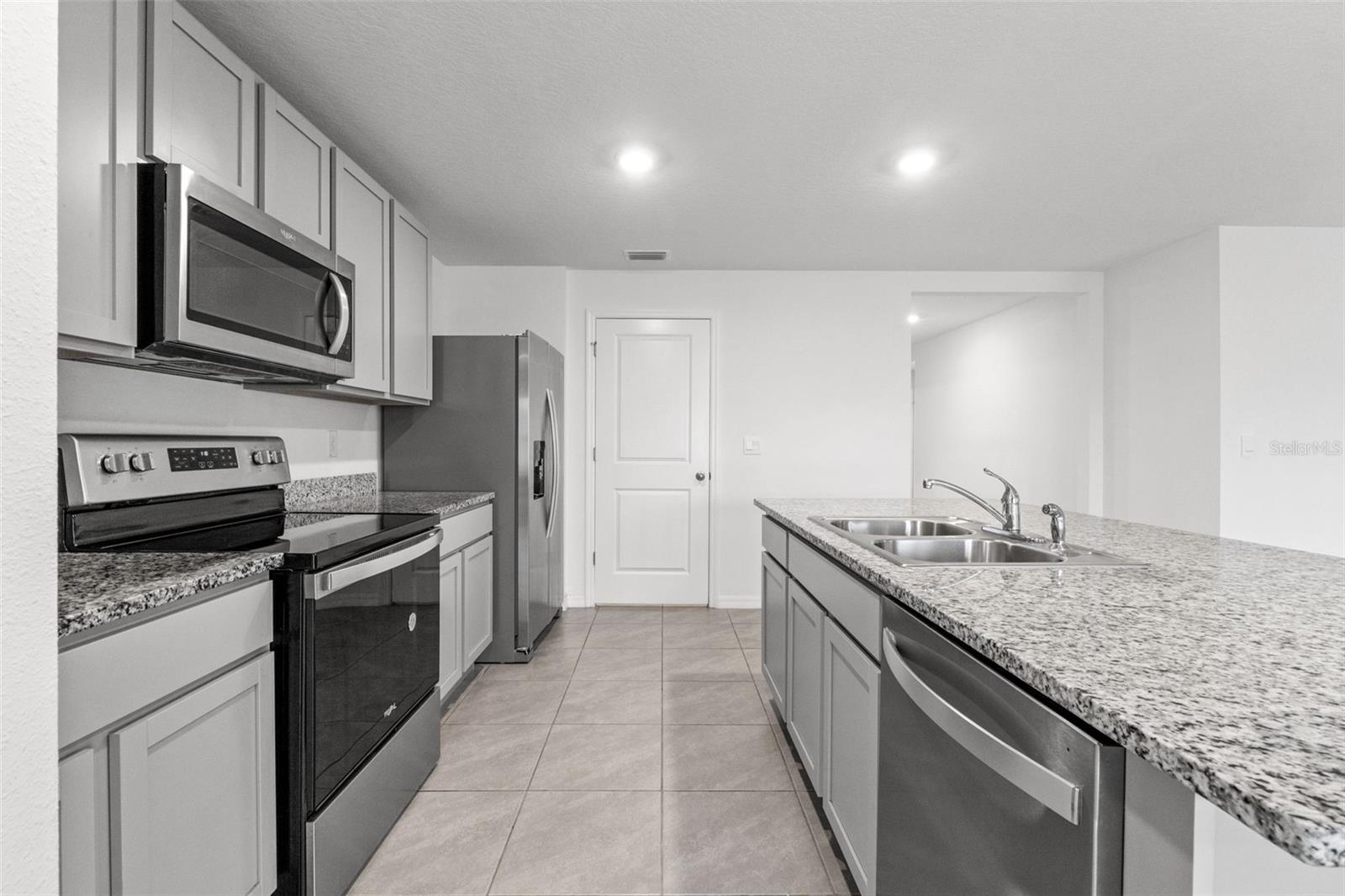 WATERFORD PHASE 1 - Residential