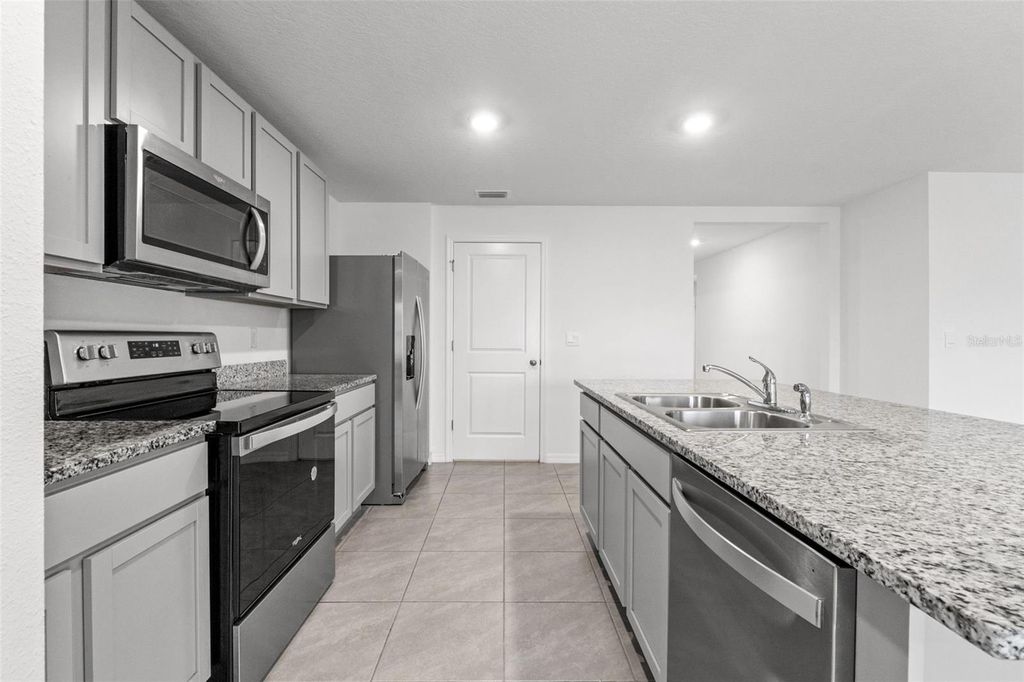 Photo of 7537 Gardner Street, Brooksville, FL 34613 (MLS # W7881791)