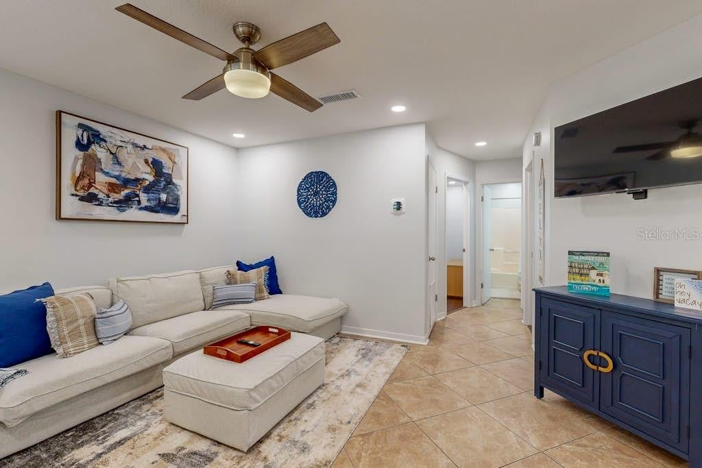 111 GULF WINDS COURT 111