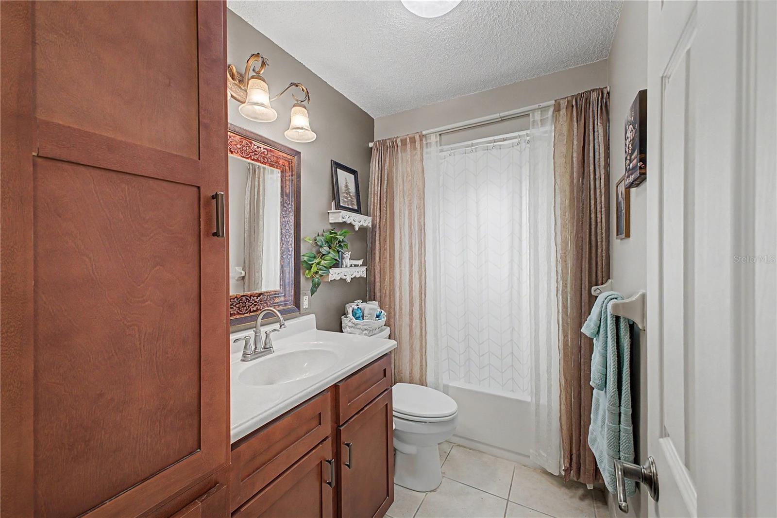 SPRING HILL - Residential