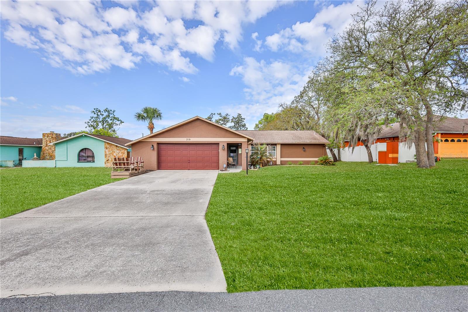 SPRING HILL - Residential