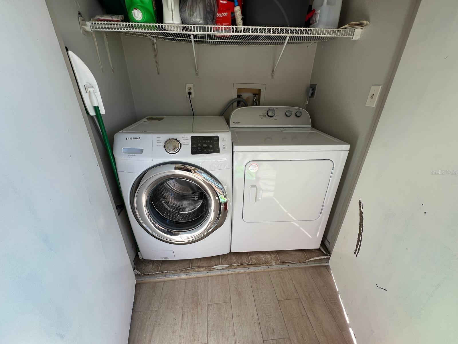 EAST LAKE WOODLANDS CYPRESS ESTATES - Residential Lease