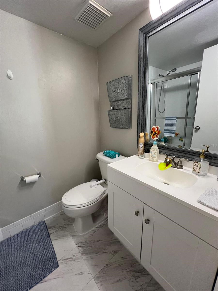 EAST LAKE WOODLANDS CYPRESS ESTATES - Residential Lease