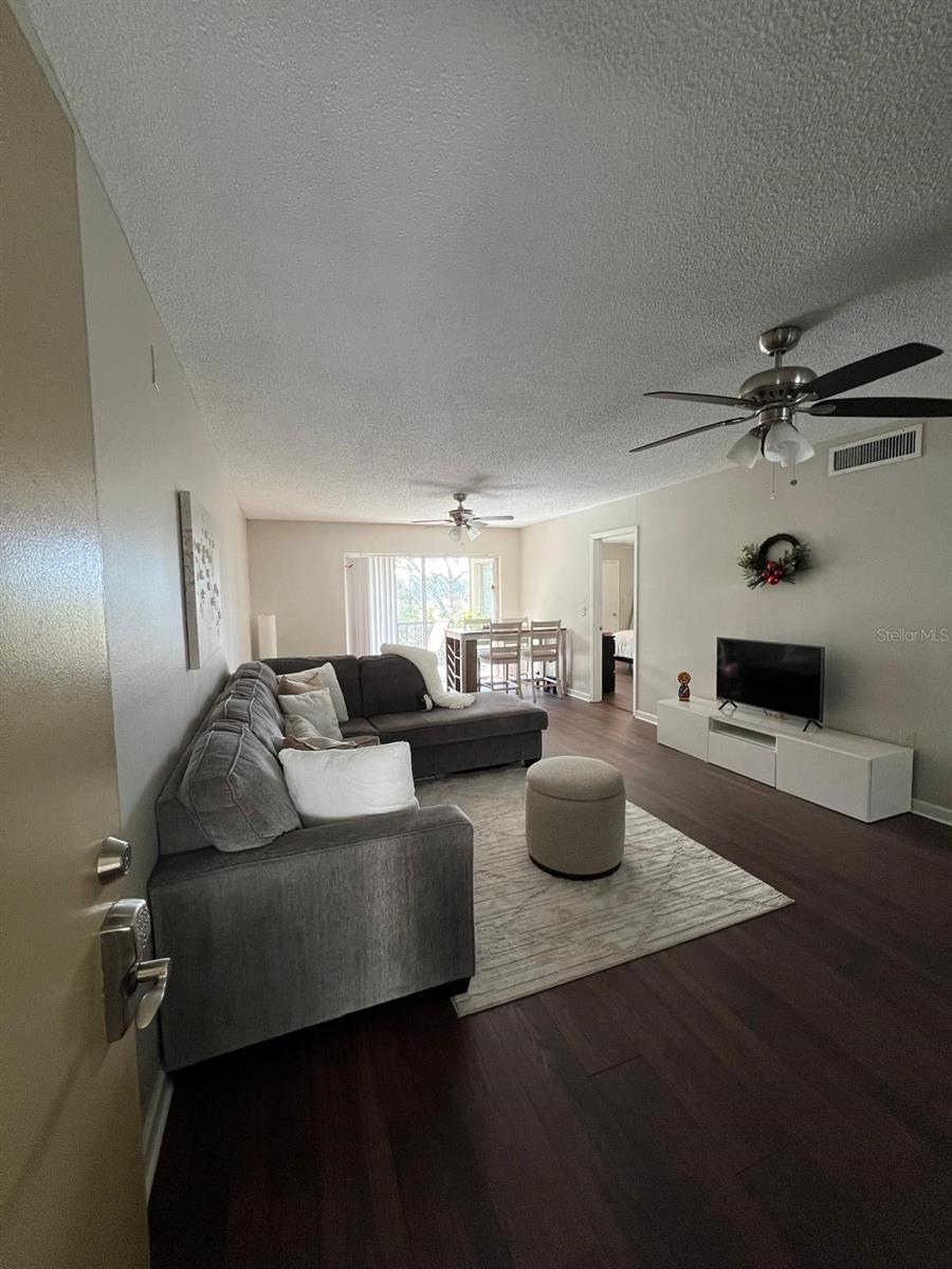 EAST LAKE WOODLANDS CYPRESS ESTATES - Residential Lease