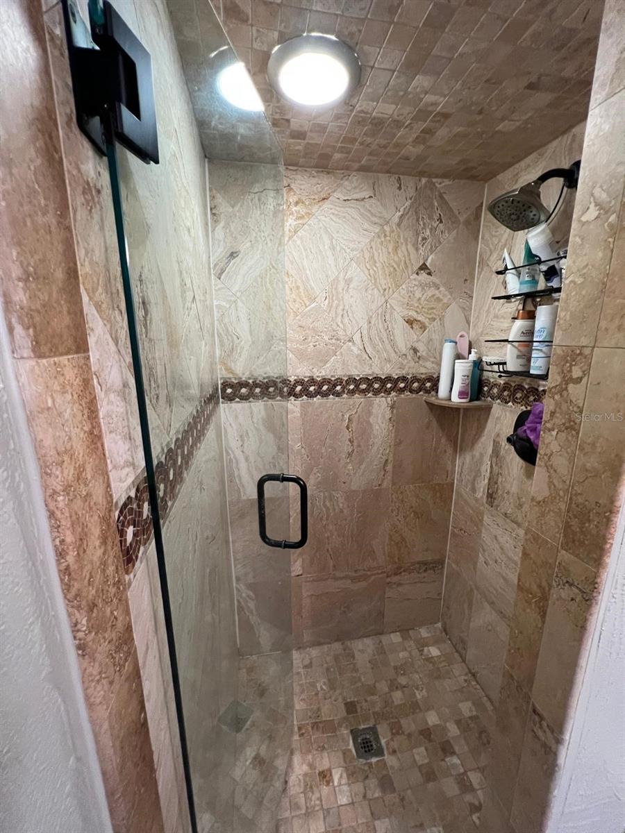 EAST LAKE WOODLANDS CYPRESS ESTATES - Residential Lease