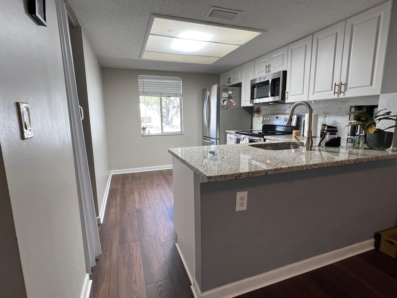 EAST LAKE WOODLANDS CYPRESS ESTATES - Residential Lease