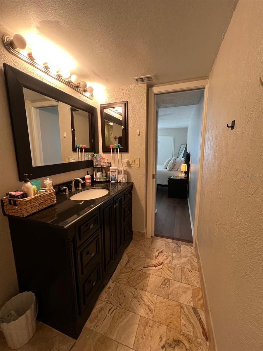 EAST LAKE WOODLANDS CYPRESS ESTATES - Residential Lease