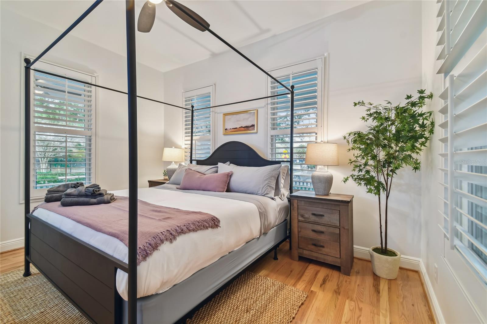 LINGERLONG - Residential