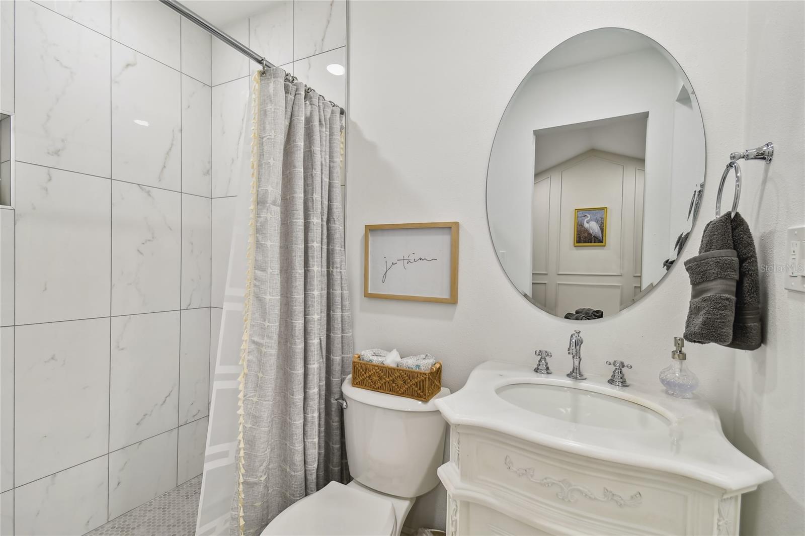 LINGERLONG - Residential