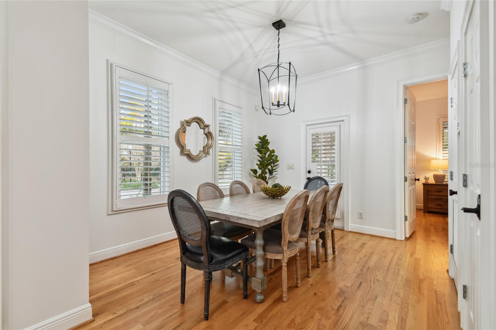 LINGERLONG - Residential