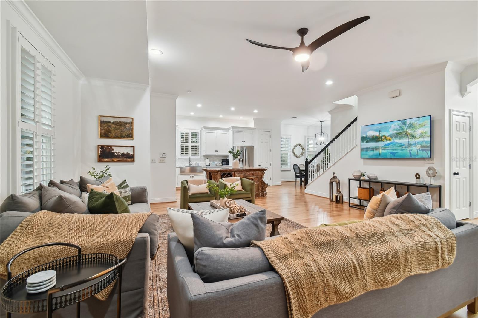 LINGERLONG - Residential