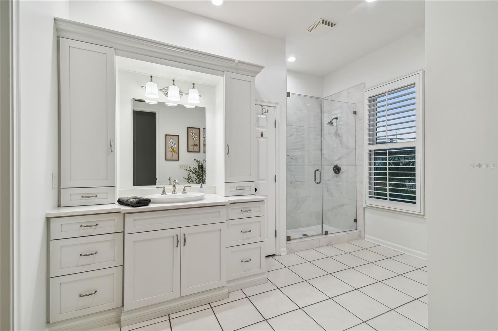 LINGERLONG - Residential