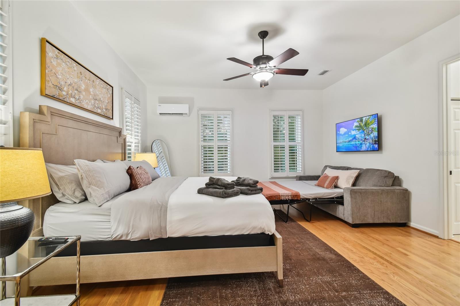 LINGERLONG - Residential