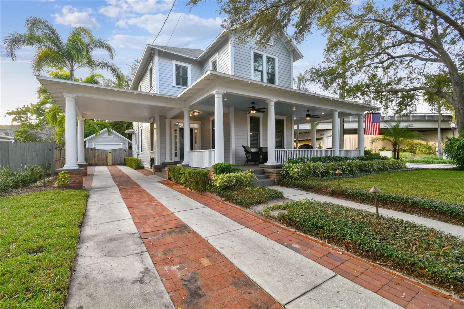 LINGERLONG - Residential