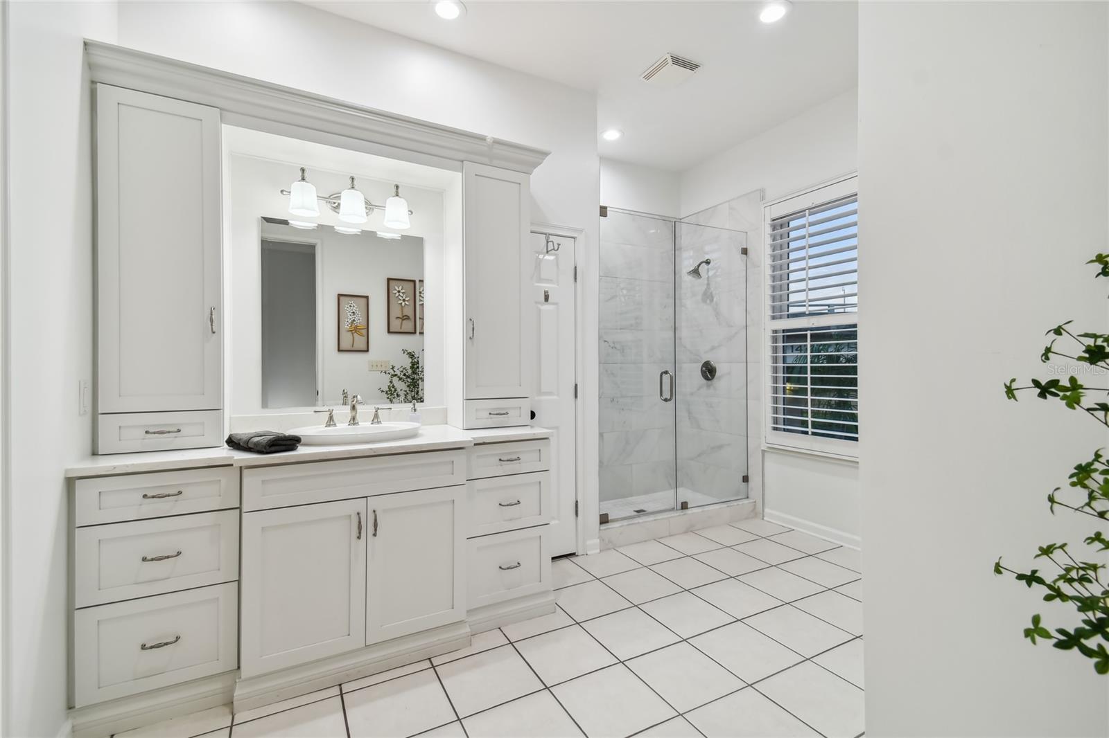 LINGERLONG - Residential