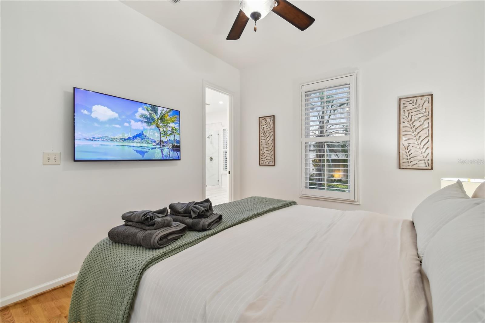 LINGERLONG - Residential