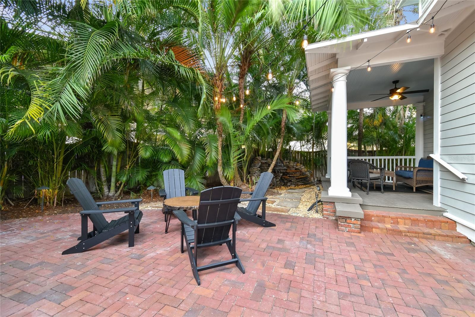 LINGERLONG - Residential