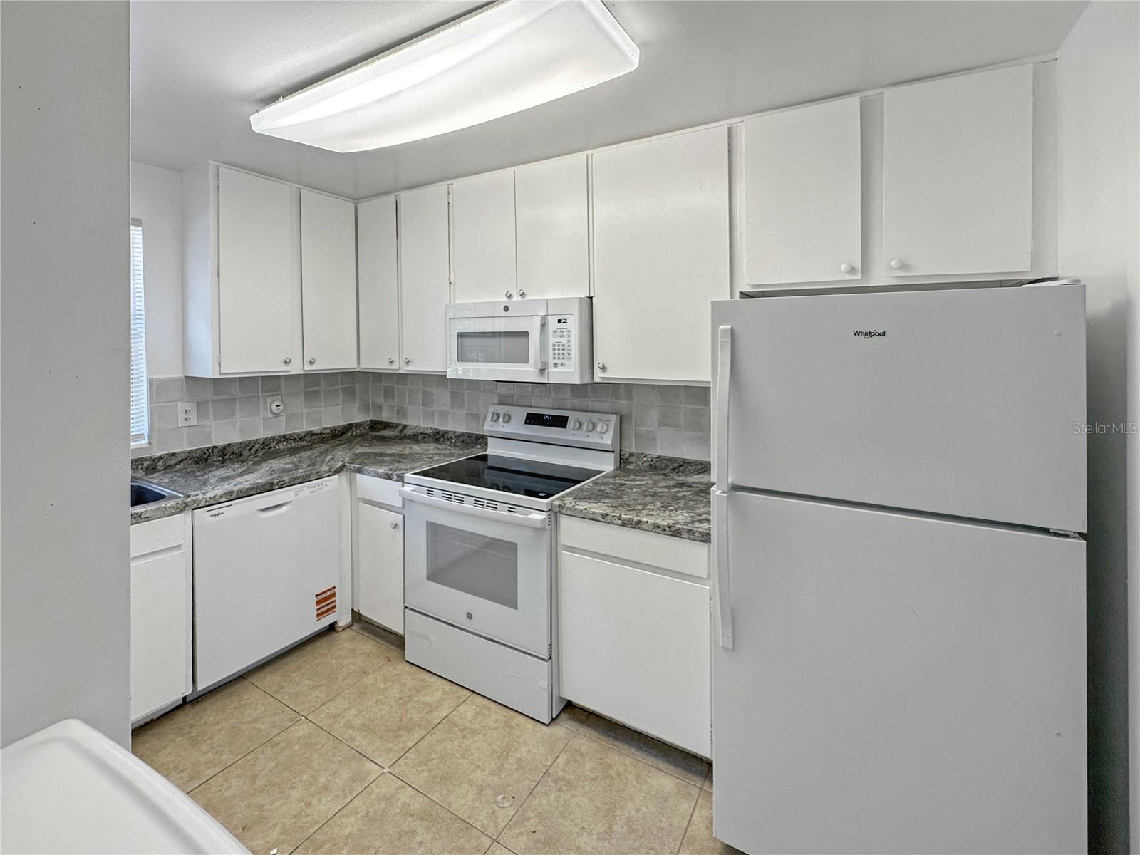 508 BANYON TREE CIRCLE 202