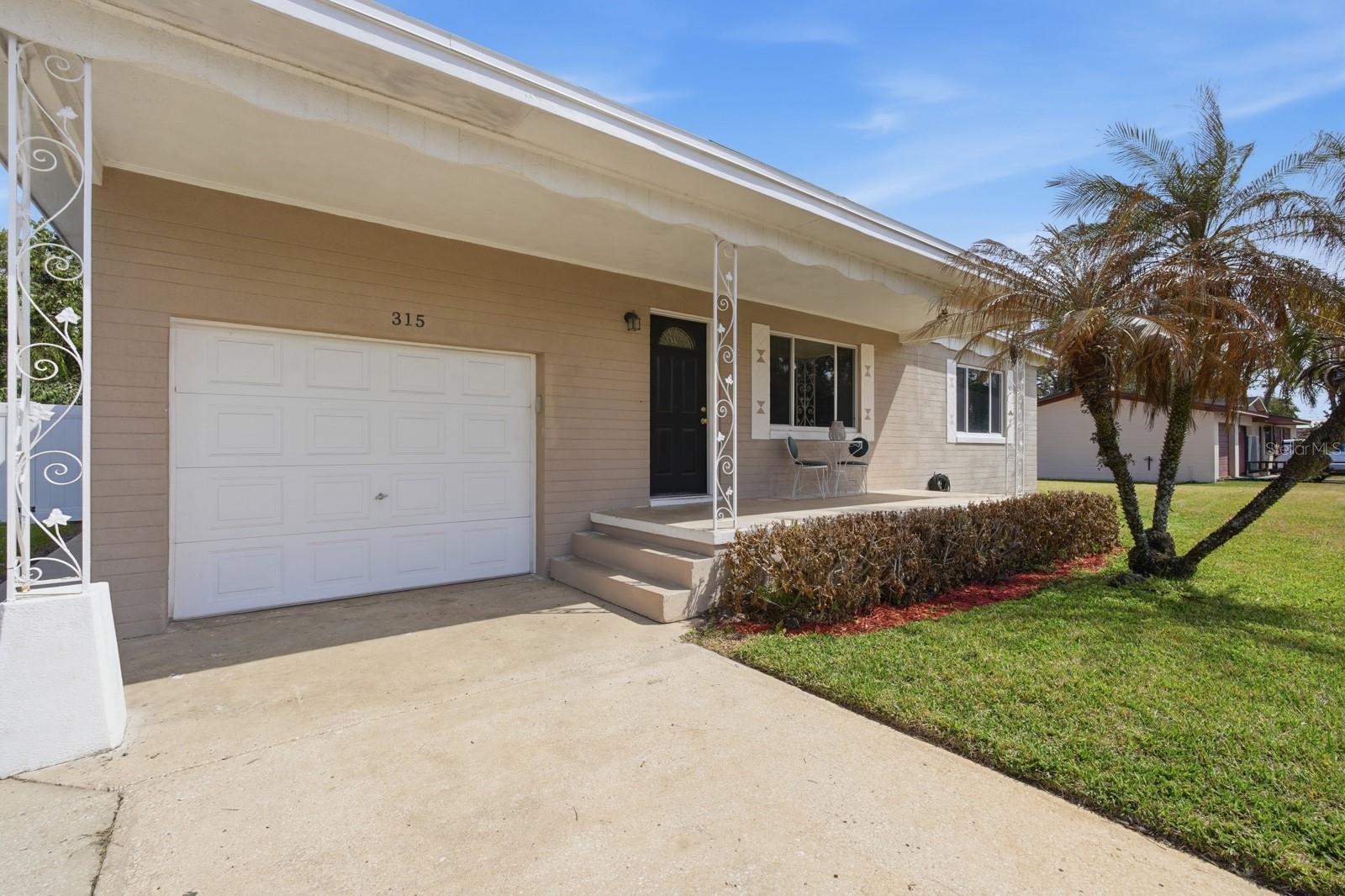 HANNA LT 14 BLK 20 M & C HOLLY HILL - Residential