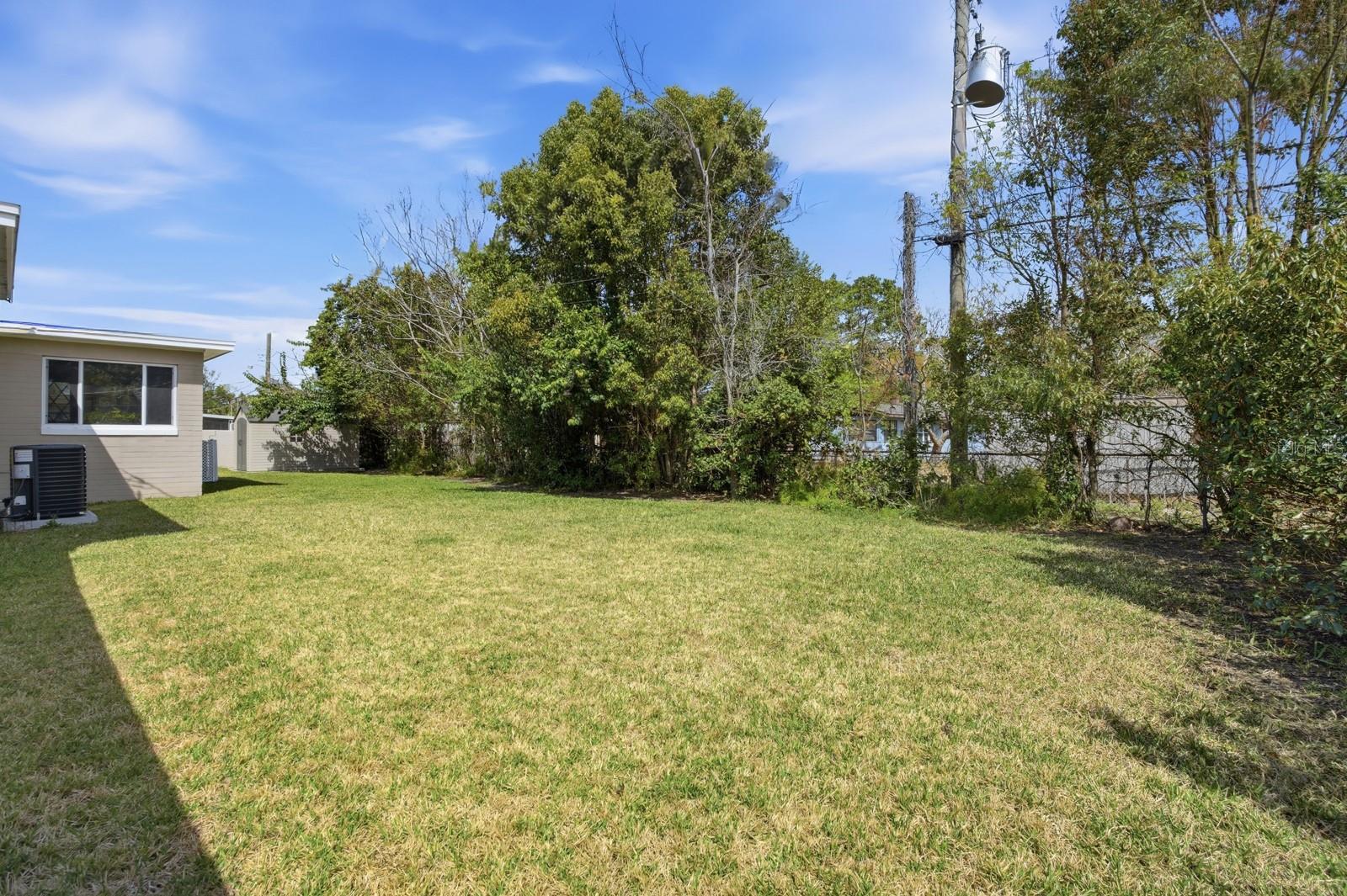 HANNA LT 14 BLK 20 M & C HOLLY HILL - Residential