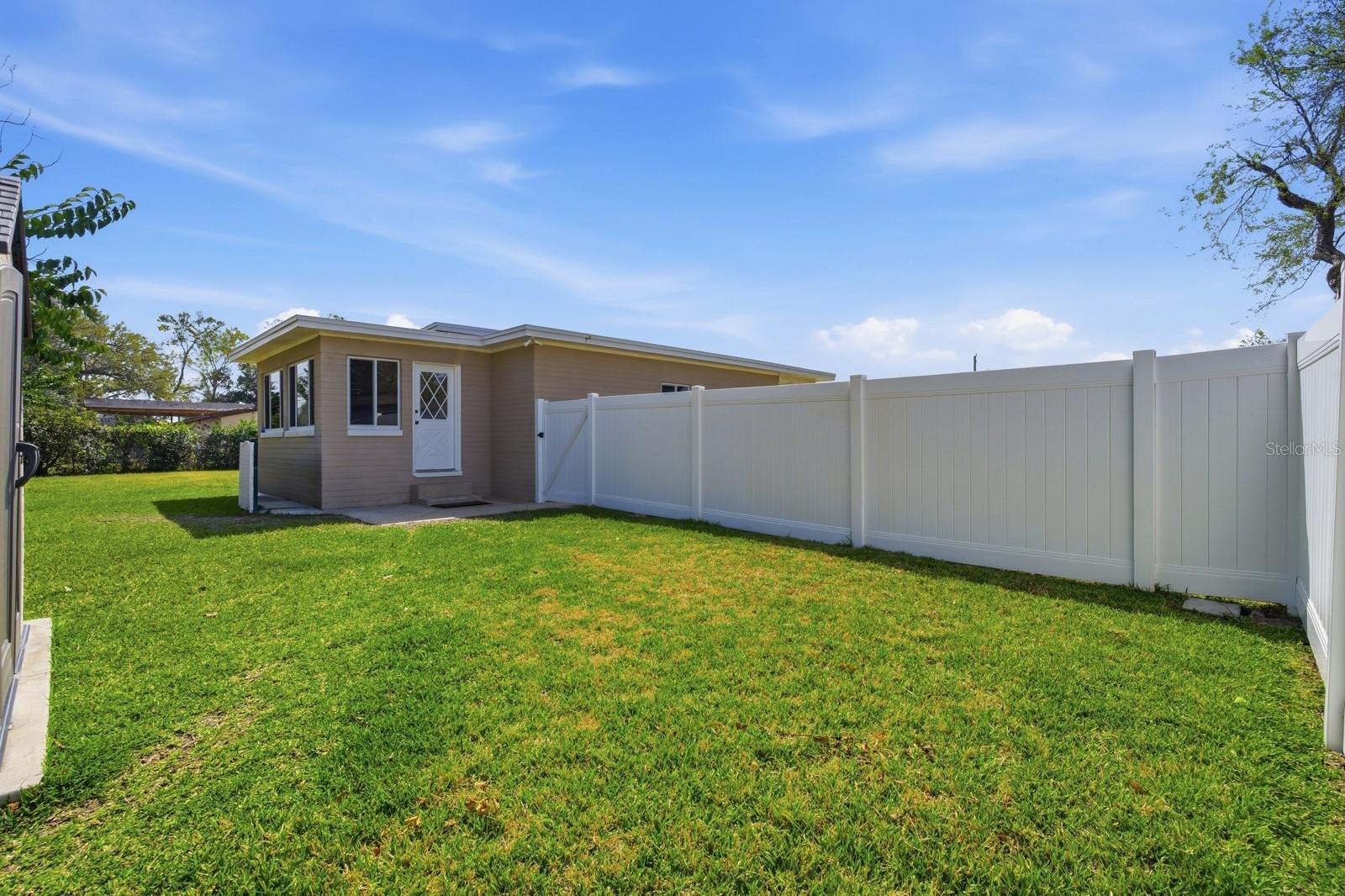 HANNA LT 14 BLK 20 M & C HOLLY HILL - Residential