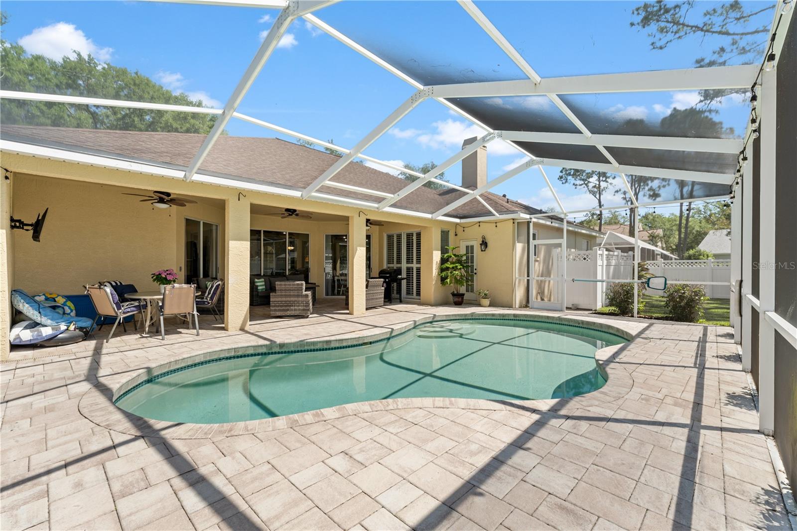 HUNTER'S GREEN, HUNTERS GREEN - Residential