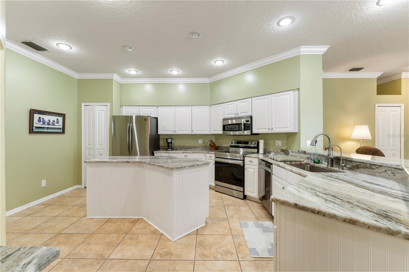 HUNTER'S GREEN, HUNTERS GREEN - Residential