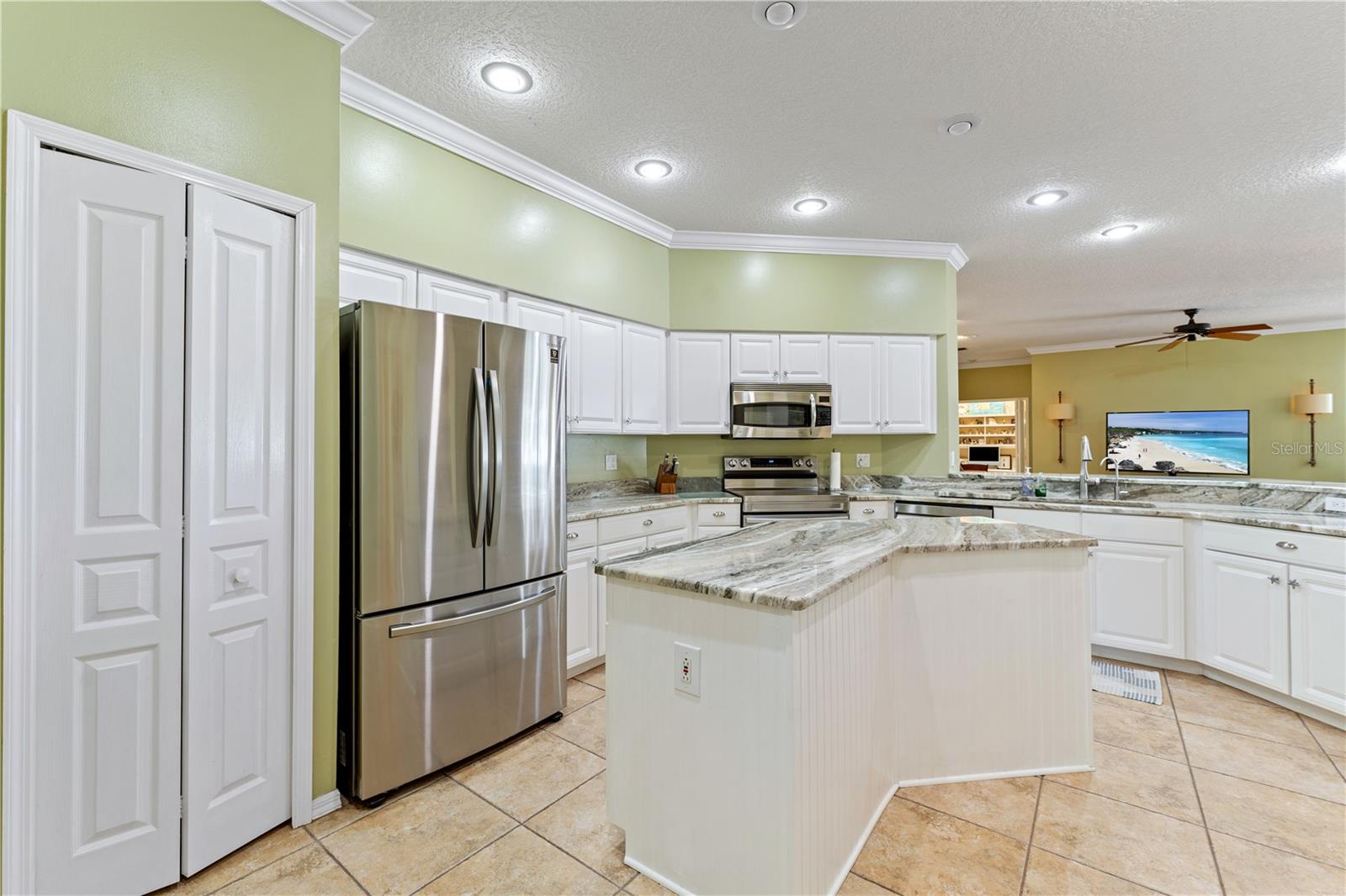 HUNTER'S GREEN, HUNTERS GREEN - Residential