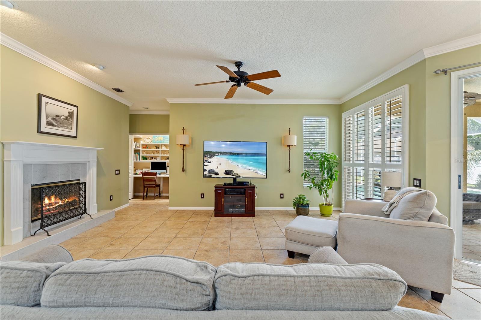 HUNTER'S GREEN, HUNTERS GREEN - Residential