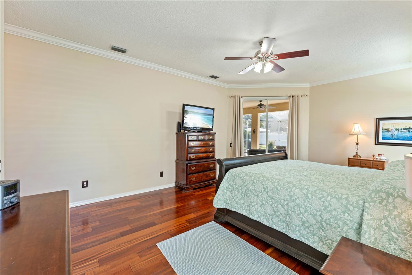 HUNTER'S GREEN, HUNTERS GREEN - Residential