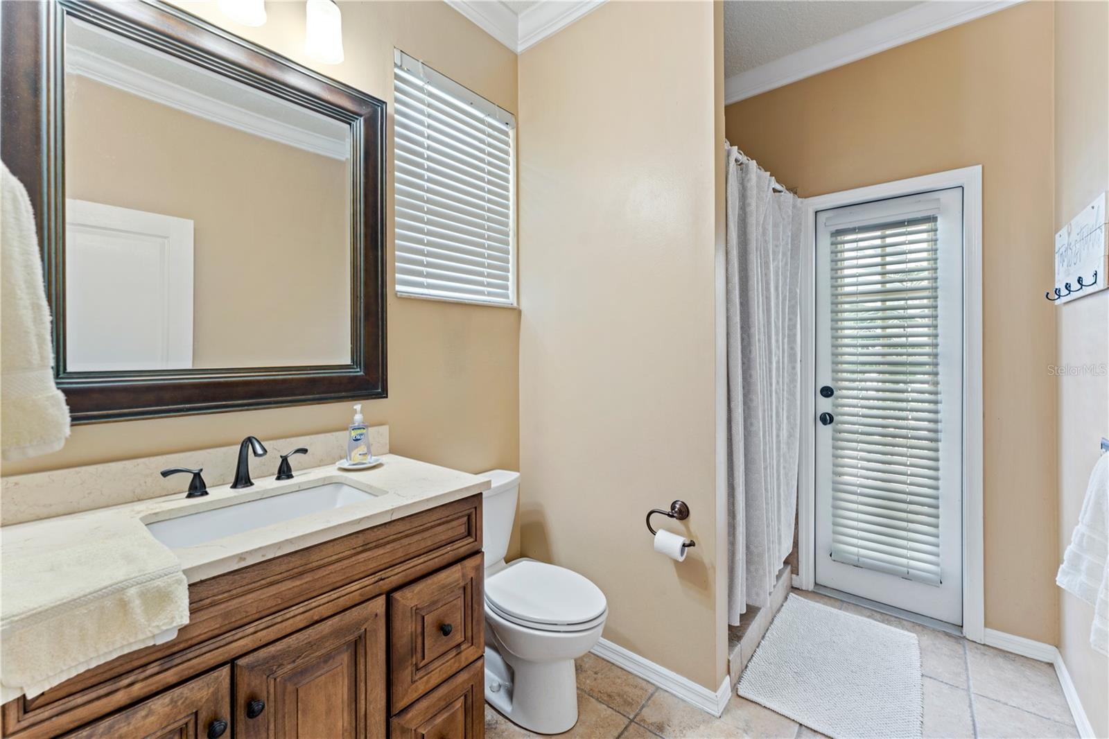 HUNTER'S GREEN, HUNTERS GREEN - Residential