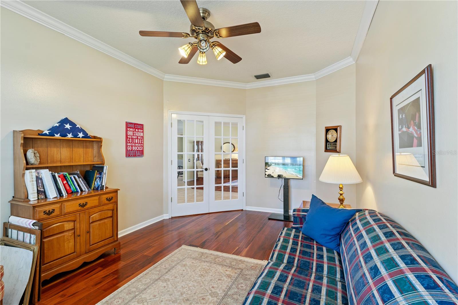 HUNTER'S GREEN, HUNTERS GREEN - Residential