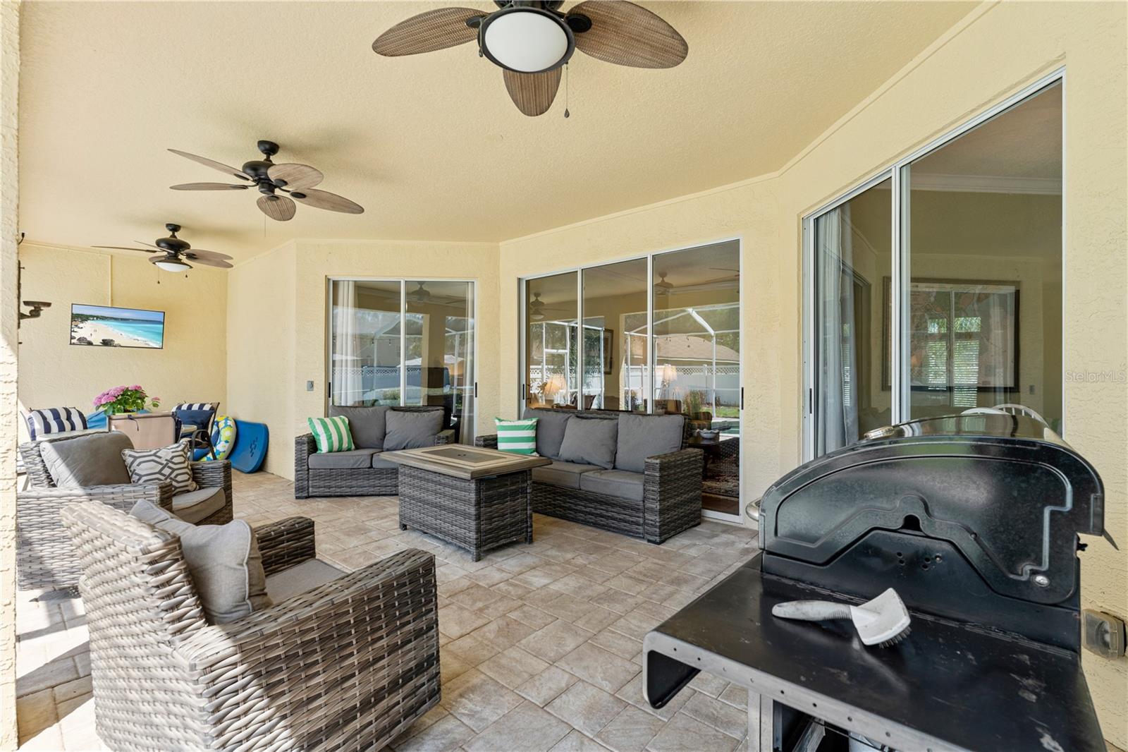 HUNTER'S GREEN, HUNTERS GREEN - Residential