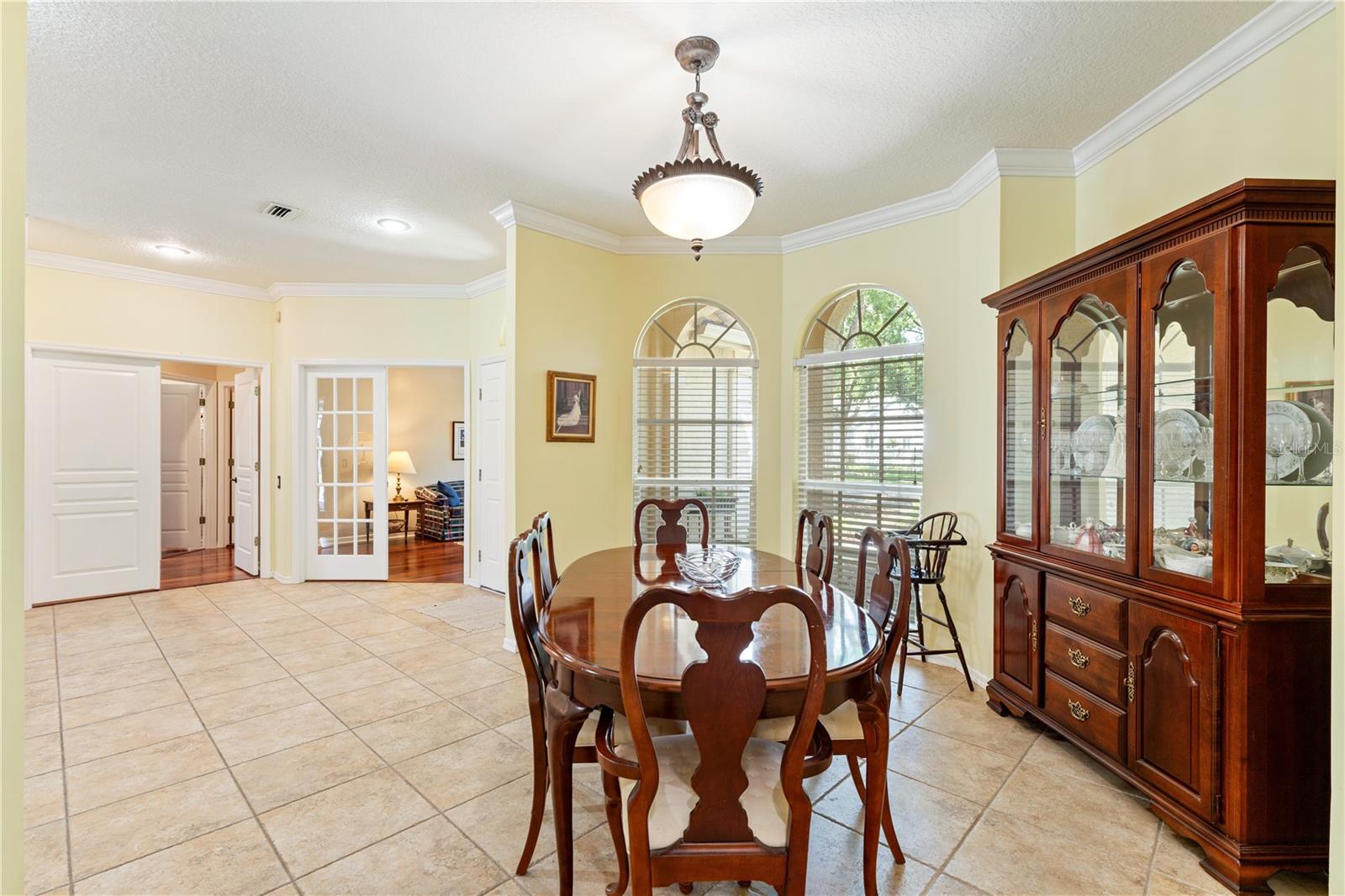 HUNTER'S GREEN, HUNTERS GREEN - Residential