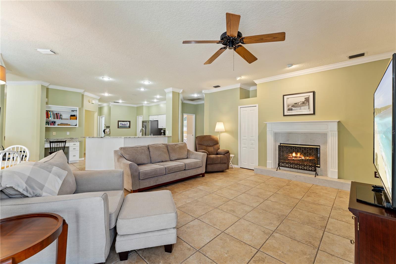 HUNTER'S GREEN, HUNTERS GREEN - Residential