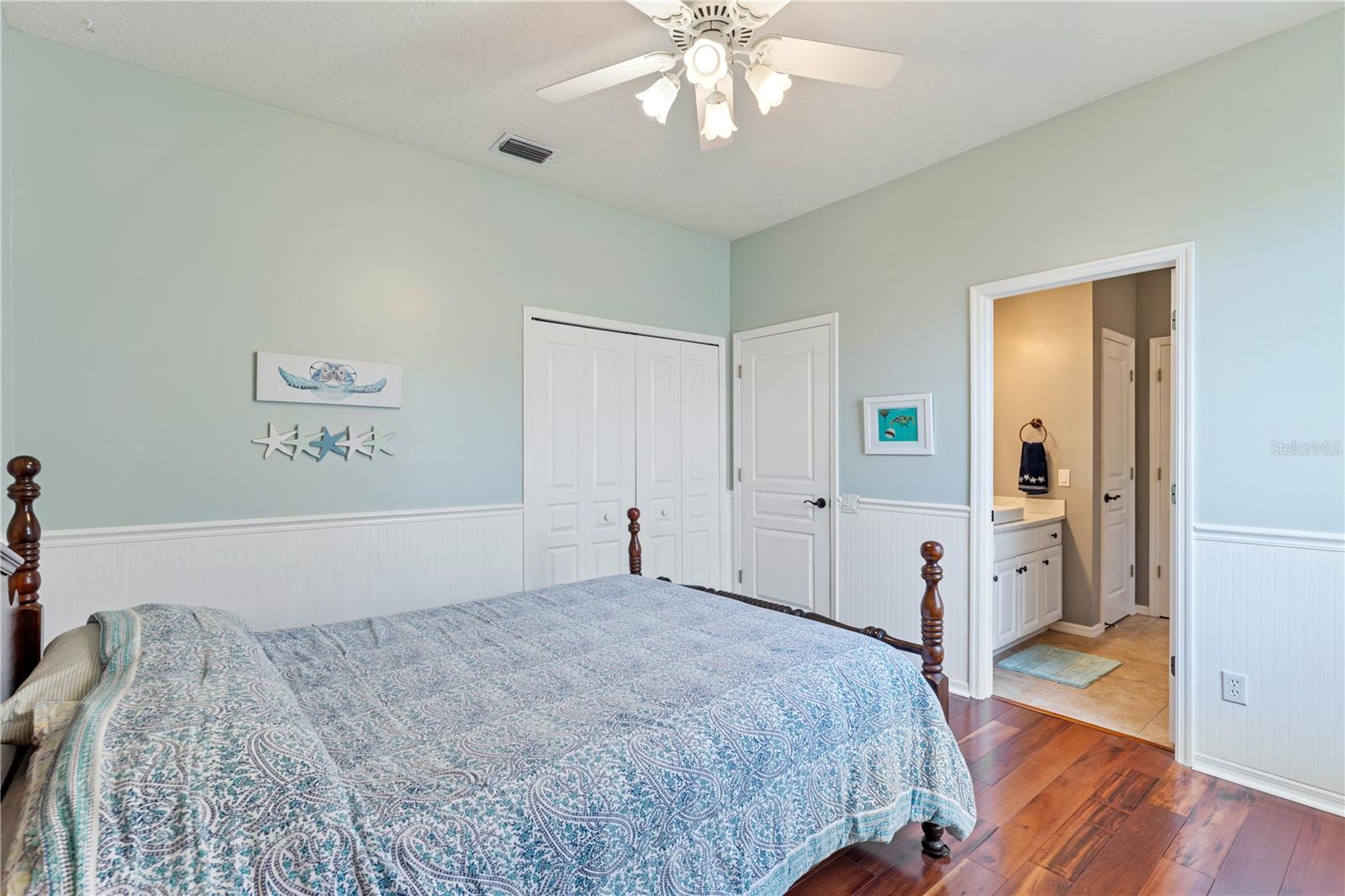 HUNTER'S GREEN, HUNTERS GREEN - Residential