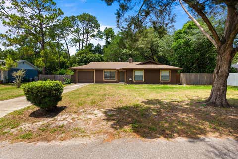 Photo of 214 E Floyd Avenue, Lake Mary, FL 32746 (MLS # G5113393)