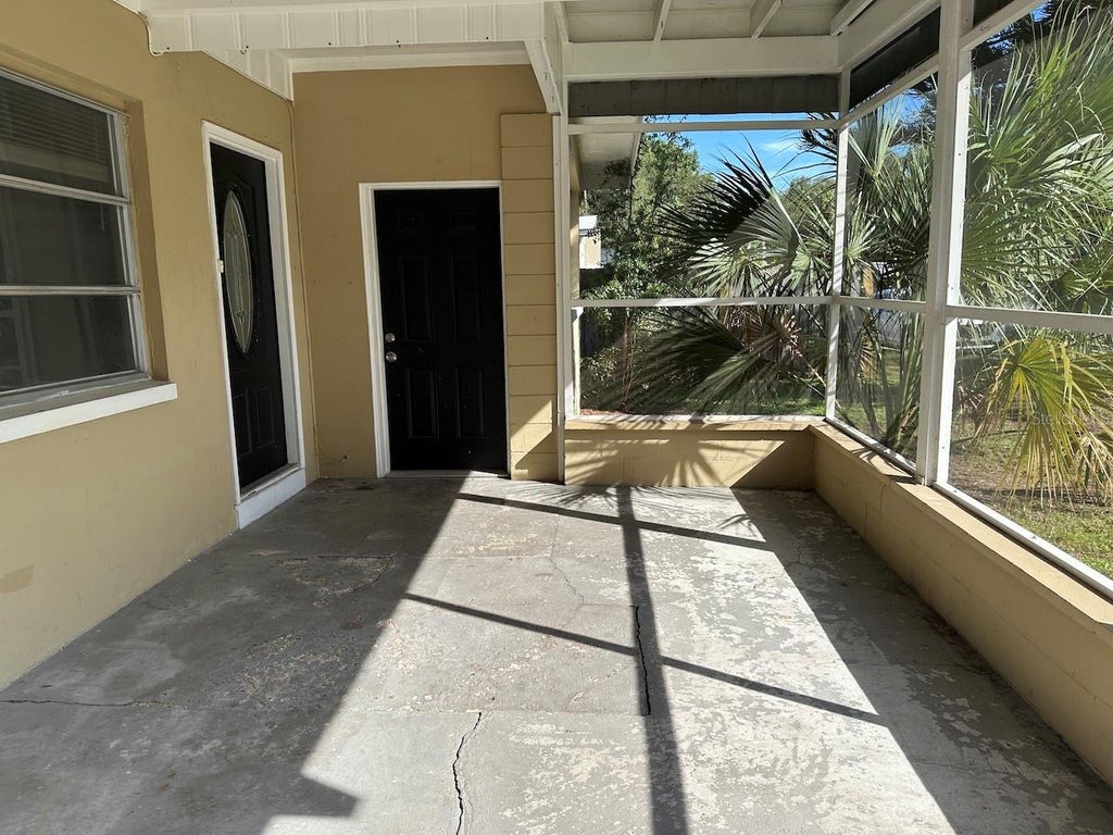 Photo of 10722 53rd Avenue N, St Petersburg, FL 33708 (MLS # TB8554992)