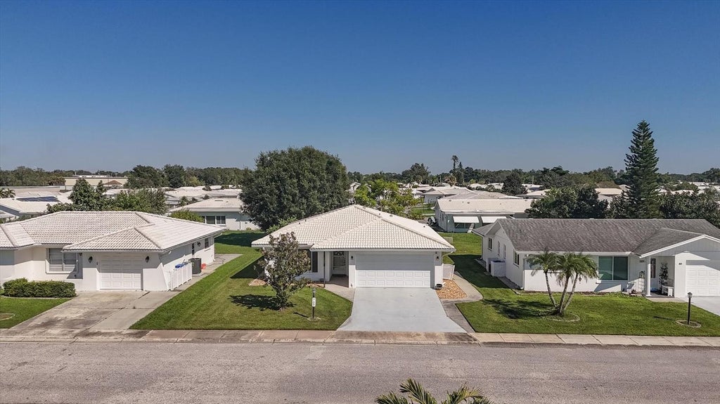 Photo of 709 Hickory Lane, Bradenton, FL 34208 (MLS # TB8533608)