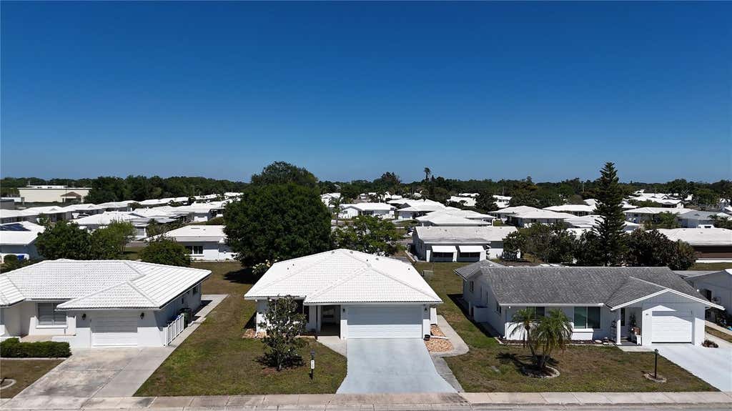 Photo of 709 Hickory Lane, Bradenton, FL 34208 (MLS # TB8533608)