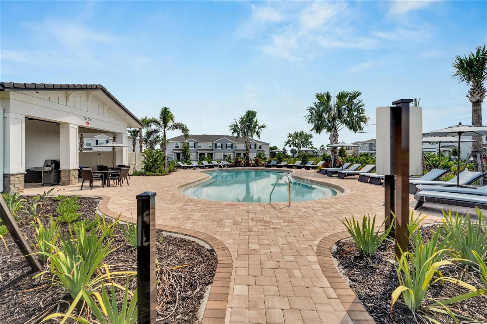 STAR FARMS AT LAKEWOOD RANCH - Residential Lease