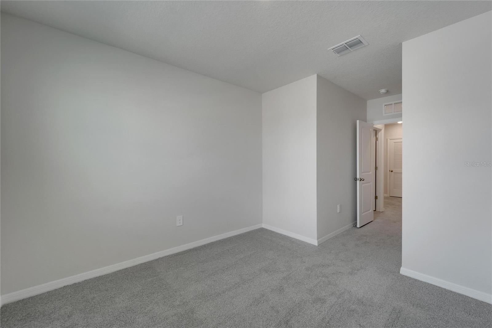 STAR FARMS AT LAKEWOOD RANCH - Residential Lease